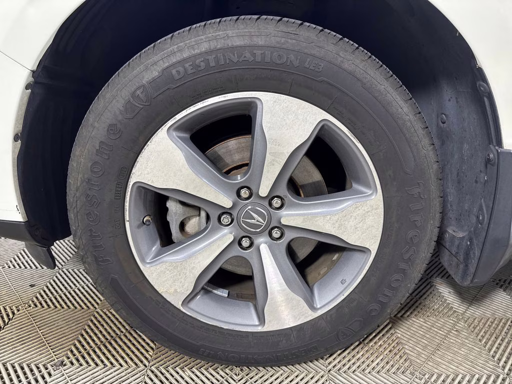 2016 White Diamond Pearl Acura MDX 3.5L FWD SUV