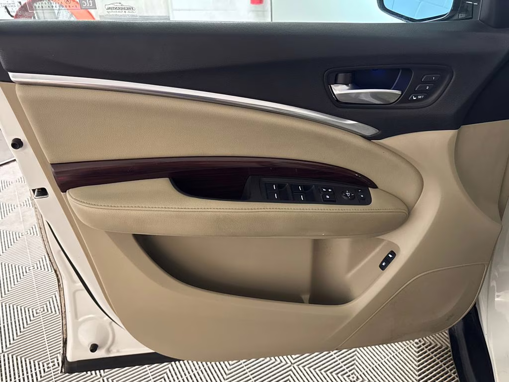 2016 White Diamond Pearl Acura MDX 3.5L FWD SUV