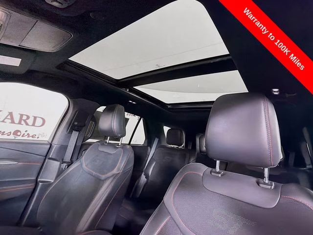 2025 White Metallic Ford Explorer ST 4X4 SUV