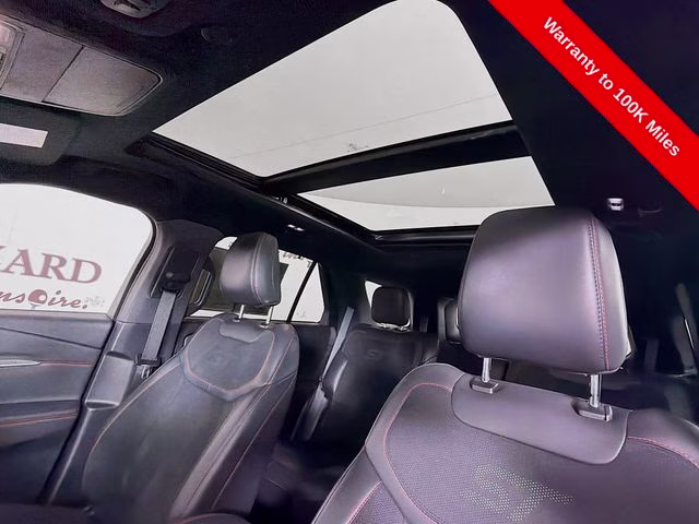 2025 White Metallic Ford Explorer ST 4X4 SUV