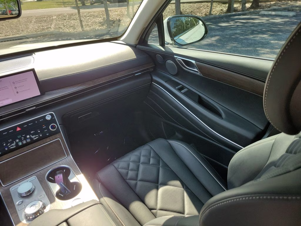 2025 Alta White Genesis GV80 3.5T Prestige AWD SUV