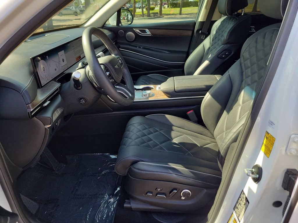 2025 Alta White Genesis GV80 3.5T Prestige AWD SUV