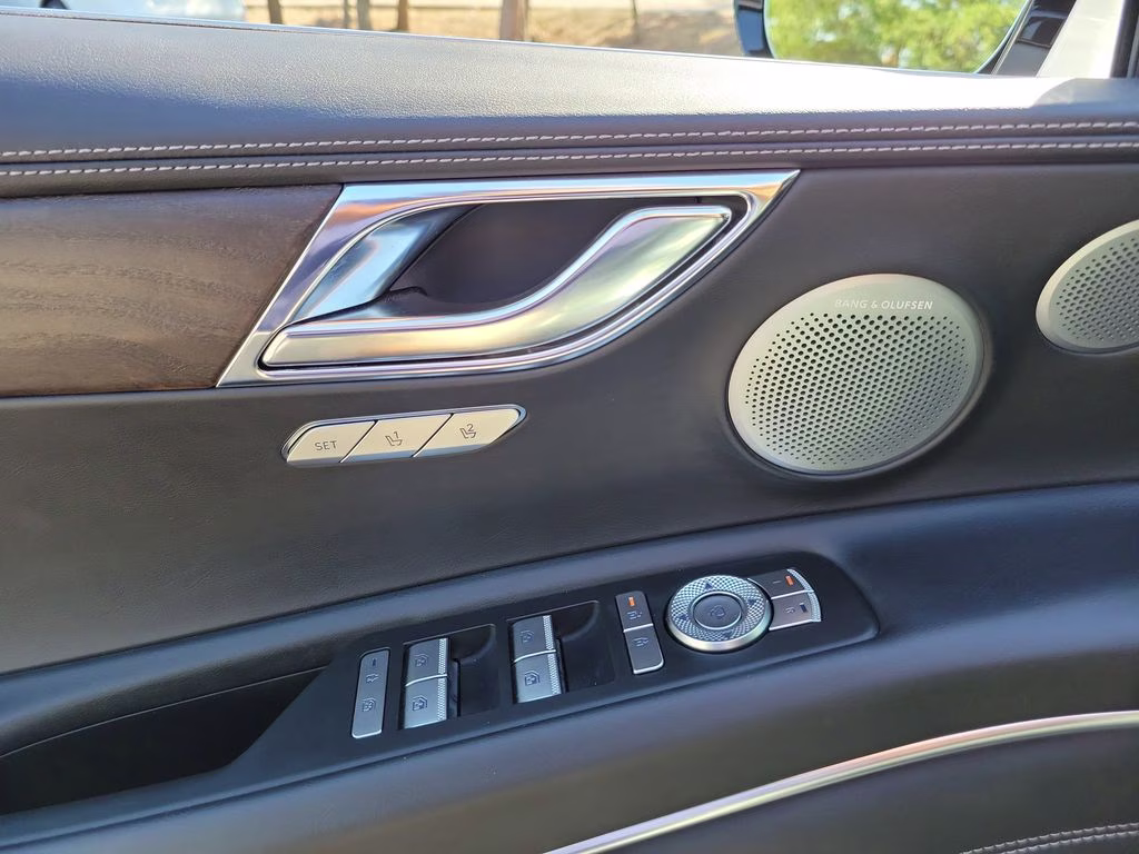 2025 Alta White Genesis GV80 3.5T Prestige AWD SUV