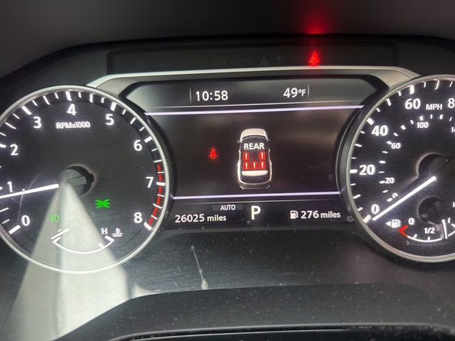 2023 Brilliant Silver Metallic Nissan Pathfinder SL 4X4 SUV