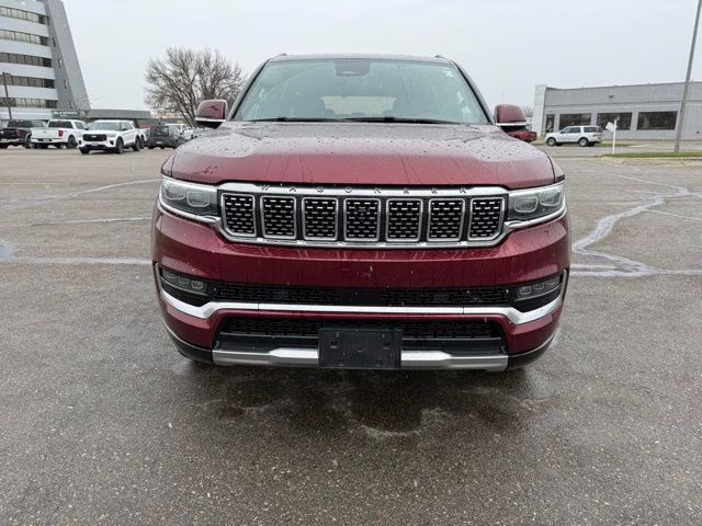 2022 Velvet Red Pearlcoat Jeep Grand Wagoneer Series III 4X4 SUV