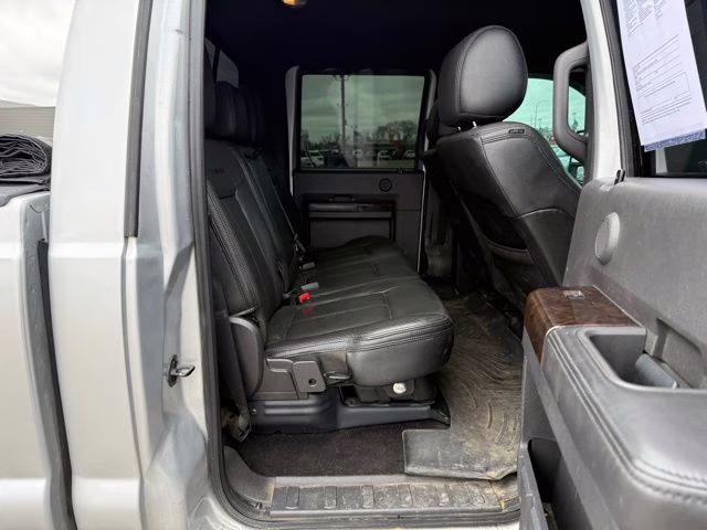 2015 Ingot Silver Metallic Ford Super Duty F-350 SRW Platinum 4X4 Truck