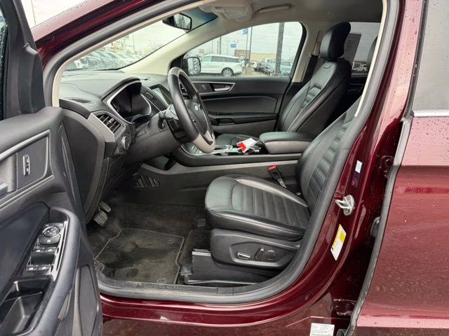 2018 Burgundy Velvet Metallic Tinted Clearcoat Ford Edge SEL FWD SUV