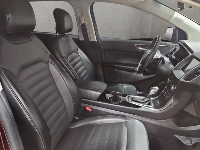 2018 Burgundy Velvet Metallic Tinted Clearcoat Ford Edge SEL FWD SUV