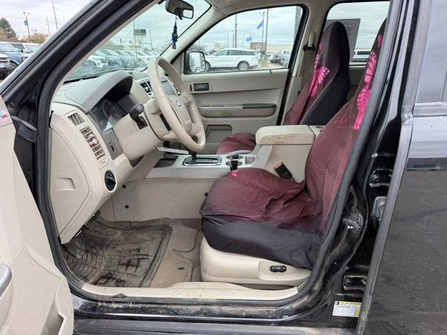 2008 Black Ford Escape XLT 4X4 SUV