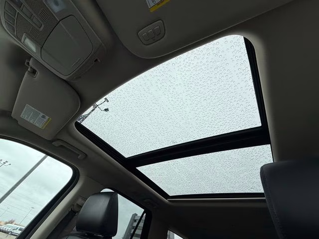 2024 Star White Metallic Tri-Coat Ford Expedition Max XLT 4X4 SUV