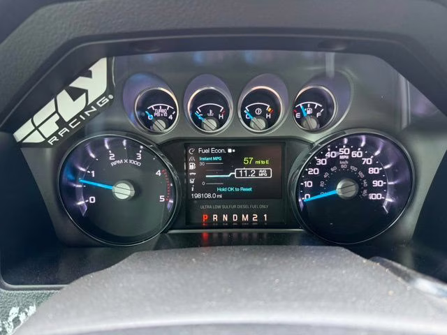 2015 Ingot Silver Metallic Ford Super Duty F-350 SRW Platinum 4X4 Truck