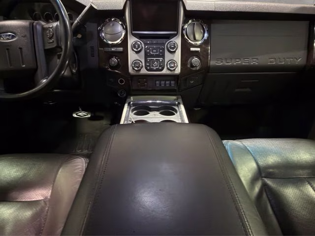 2015 Ingot Silver Metallic Ford Super Duty F-350 SRW Platinum 4X4 Truck