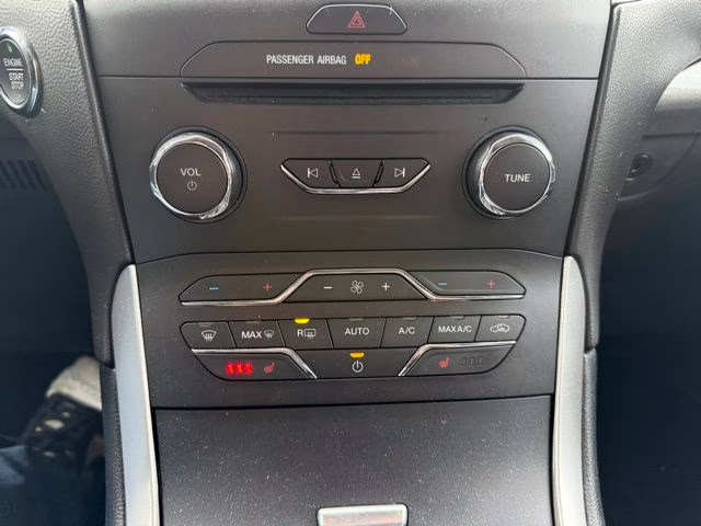 2018 Burgundy Velvet Metallic Tinted Clearcoat Ford Edge SEL FWD SUV