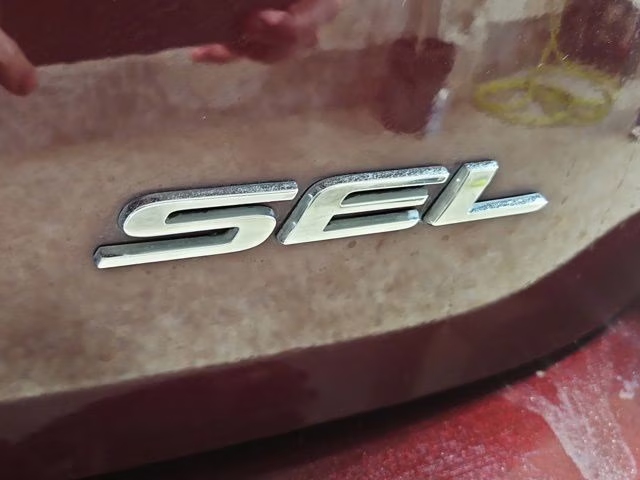 2018 Burgundy Velvet Metallic Tinted Clearcoat Ford Edge SEL FWD SUV