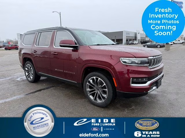 2022 Velvet Red Pearlcoat Jeep Grand Wagoneer Series III 4X4 SUV