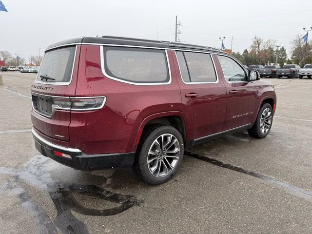 2022 Velvet Red Pearlcoat Jeep Grand Wagoneer Series III 4X4 SUV
