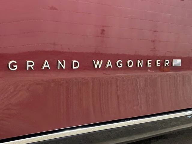 2022 Velvet Red Pearlcoat Jeep Grand Wagoneer Series III 4X4 SUV