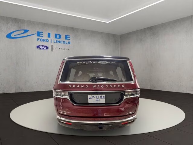 2022 Velvet Red Pearlcoat Jeep Grand Wagoneer Series III 4X4 SUV