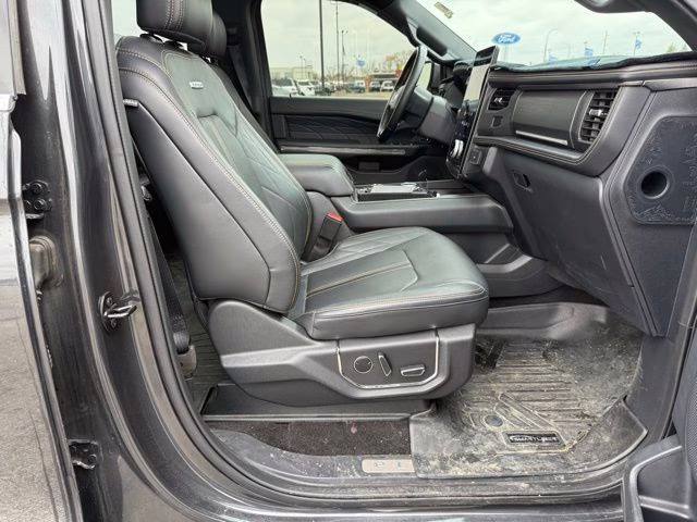 2023 Dark Matter Metallic Ford Expedition Max Platinum 4X4 SUV
