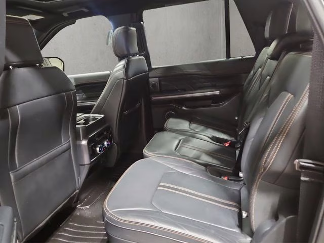 2023 Dark Matter Metallic Ford Expedition Max Platinum 4X4 SUV