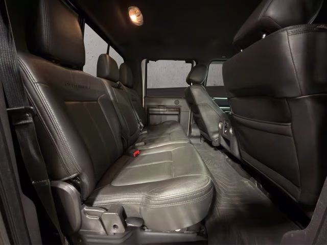 2015 Ingot Silver Metallic Ford Super Duty F-350 SRW Platinum 4X4 Truck