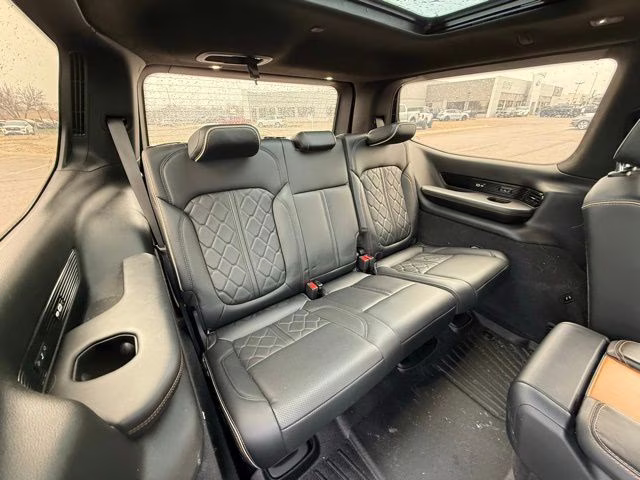 2022 Velvet Red Pearlcoat Jeep Grand Wagoneer Series III 4X4 SUV