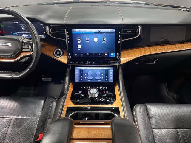 2022 Velvet Red Pearlcoat Jeep Grand Wagoneer Series III 4X4 SUV