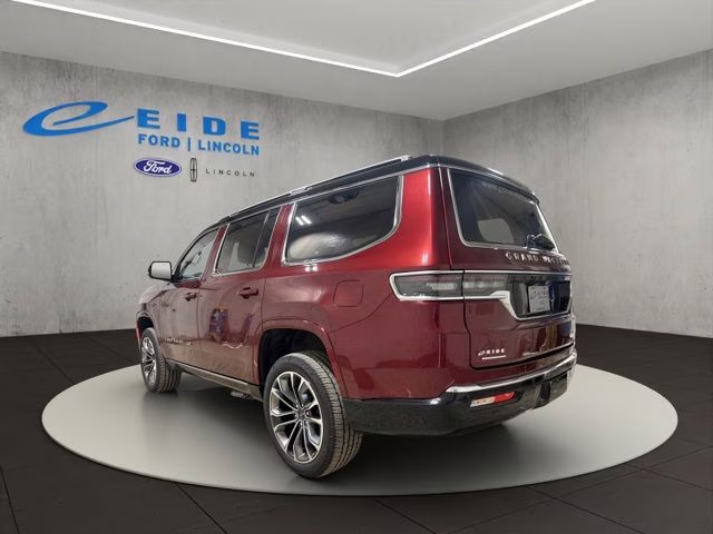 2022 Velvet Red Pearlcoat Jeep Grand Wagoneer Series III 4X4 SUV