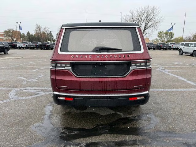 2022 Velvet Red Pearlcoat Jeep Grand Wagoneer Series III 4X4 SUV