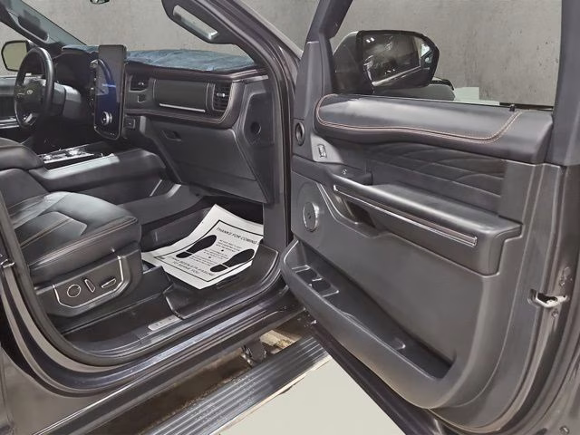 2023 Dark Matter Metallic Ford Expedition Max Platinum 4X4 SUV