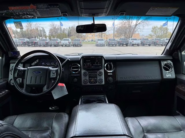 2015 Ingot Silver Metallic Ford Super Duty F-350 SRW Platinum 4X4 Truck