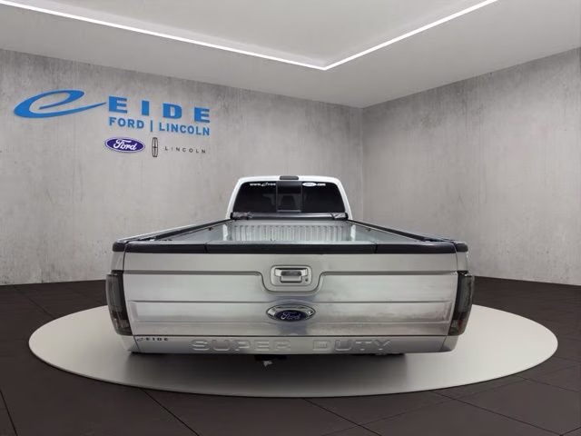 2015 Ingot Silver Metallic Ford Super Duty F-350 SRW Platinum 4X4 Truck