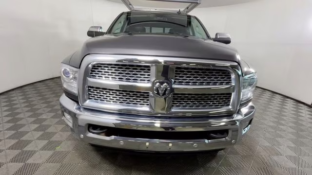 2018 Granite Crystal Metallic Clearcoat Ram 2500 Laramie 4X4 Truck