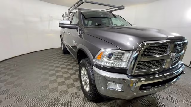2018 Granite Crystal Metallic Clearcoat Ram 2500 Laramie 4X4 Truck