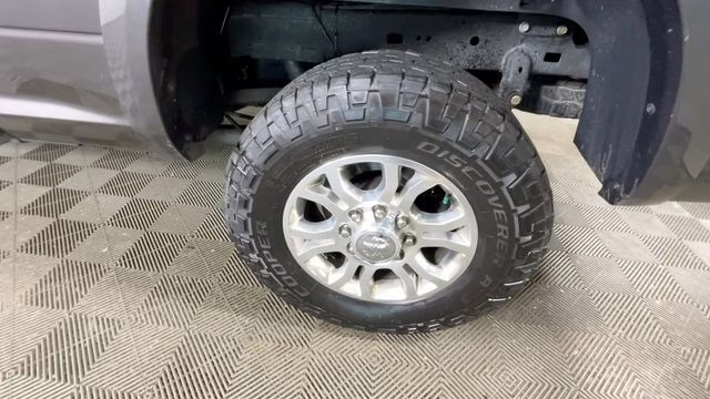 2018 Granite Crystal Metallic Clearcoat Ram 2500 Laramie 4X4 Truck