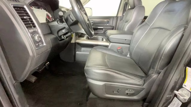 2018 Granite Crystal Metallic Clearcoat Ram 2500 Laramie 4X4 Truck