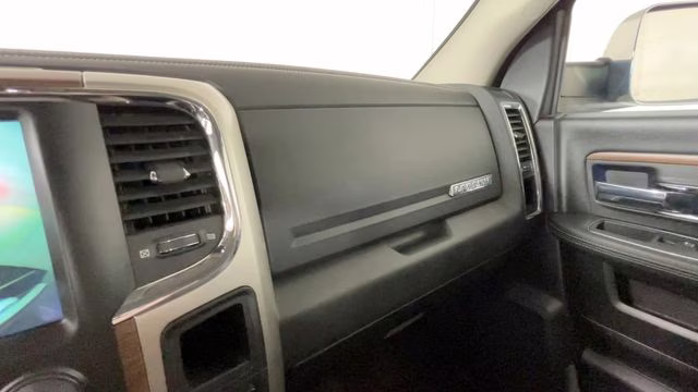 2018 Granite Crystal Metallic Clearcoat Ram 2500 Laramie 4X4 Truck