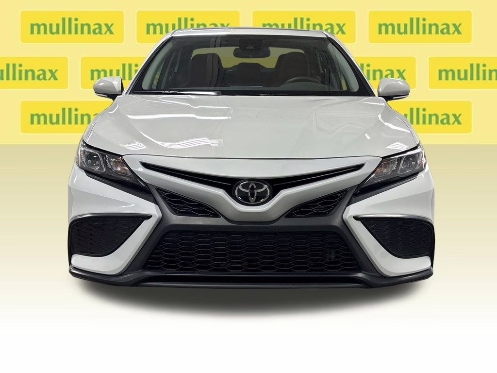 2024 Ice Toyota Camry SE FWD Sedan