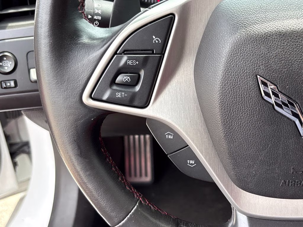2016 Arctic White Chevrolet Corvette Stingray Z51 RWD Coupe