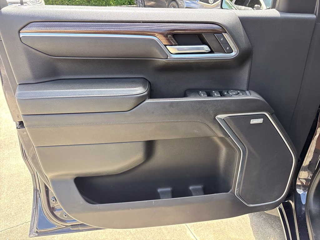 2022 Dark Ash Metallic Chevrolet Silverado 1500 RST 4X4 Truck