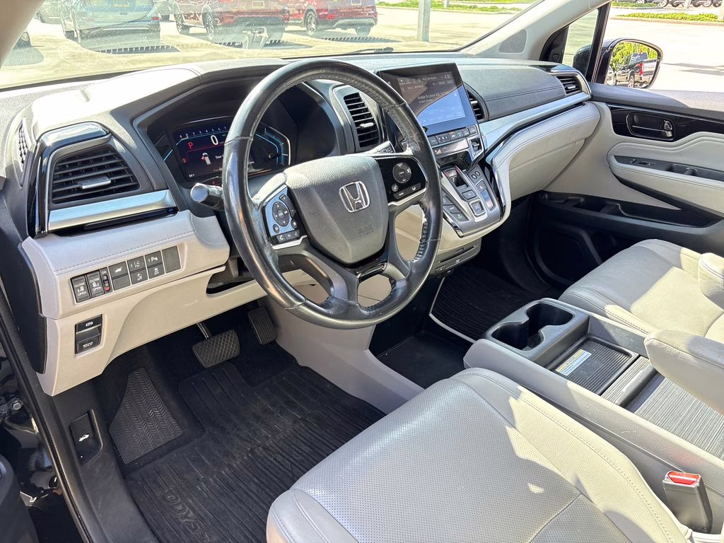 2019 Crystal Black Pearl Honda Odyssey Elite FWD Van