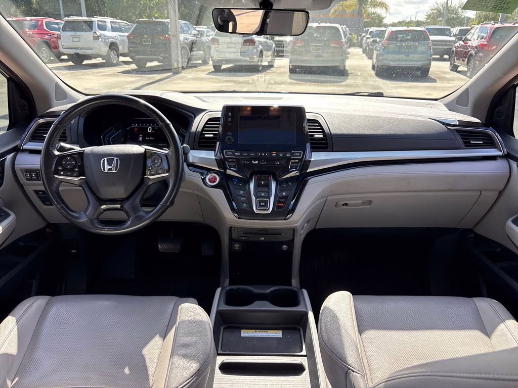 2019 Crystal Black Pearl Honda Odyssey Elite FWD Van
