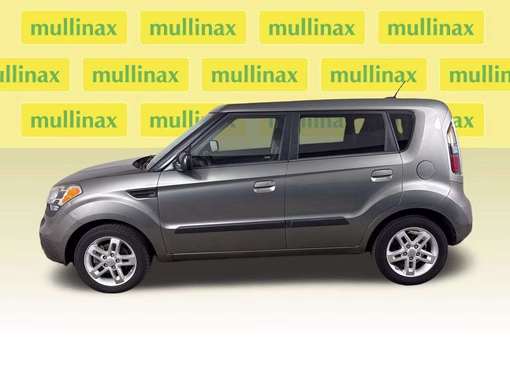 2010 Titanium Kia Soul Plus FWD Hatchback