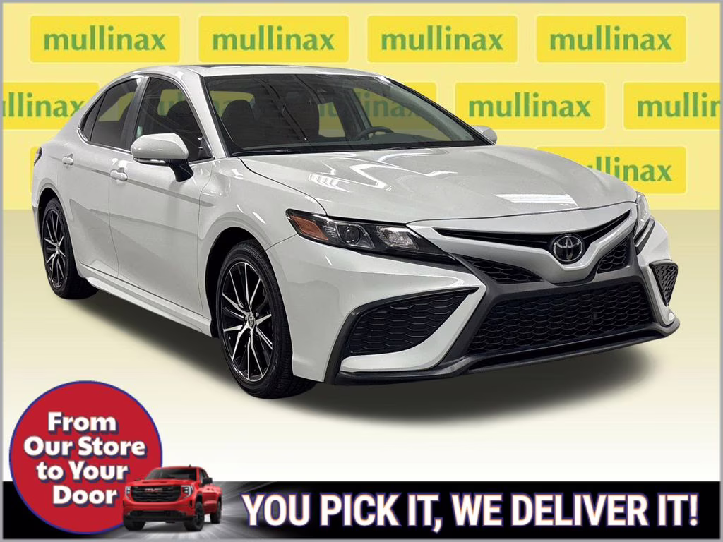2024 Ice Toyota Camry SE FWD Sedan