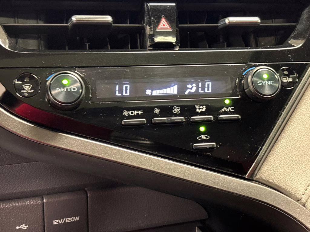 2024 Ice Toyota Camry SE FWD Sedan
