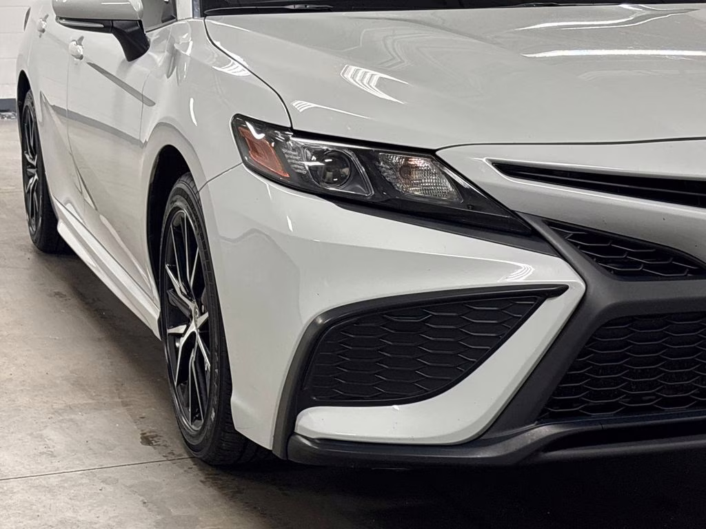 2024 Ice Toyota Camry SE FWD Sedan