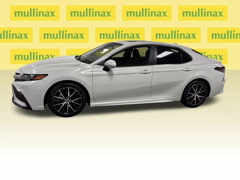 2024 Ice Toyota Camry SE FWD Sedan