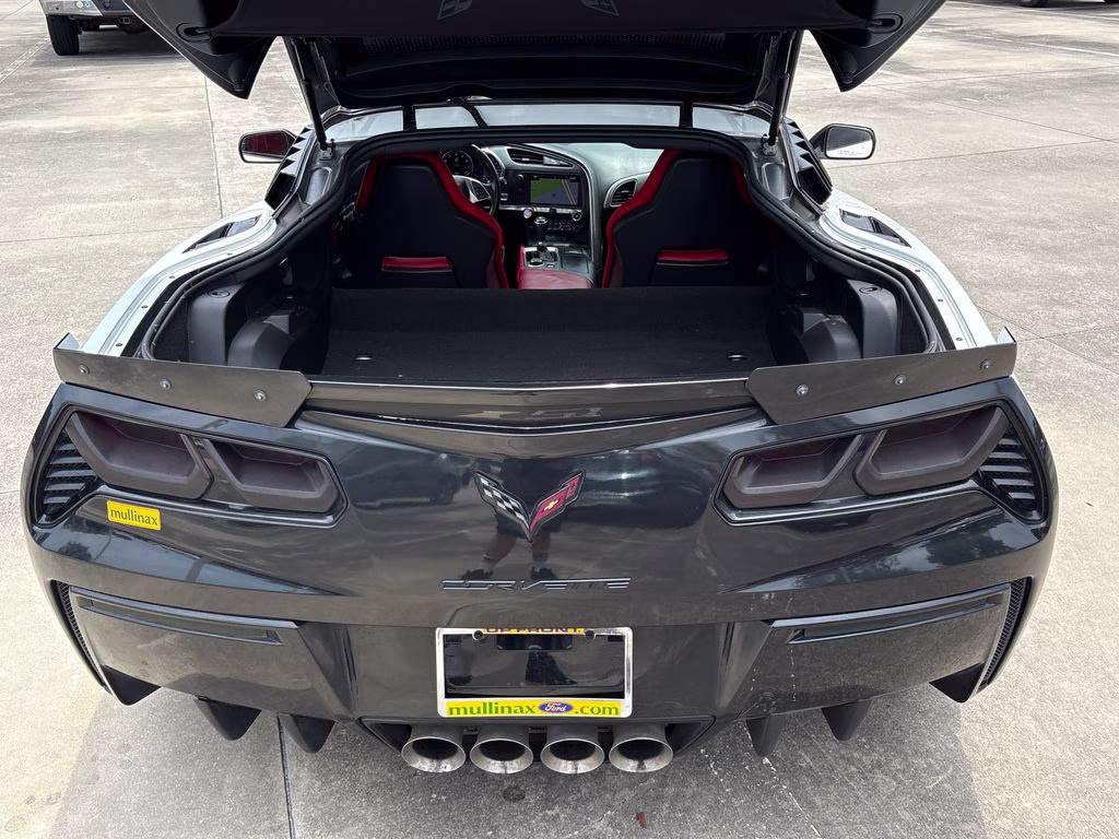 2016 Arctic White Chevrolet Corvette Stingray Z51 RWD Coupe