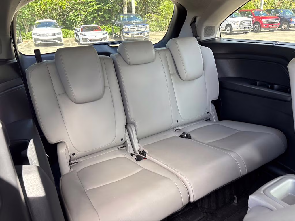 2019 Crystal Black Pearl Honda Odyssey Elite FWD Van
