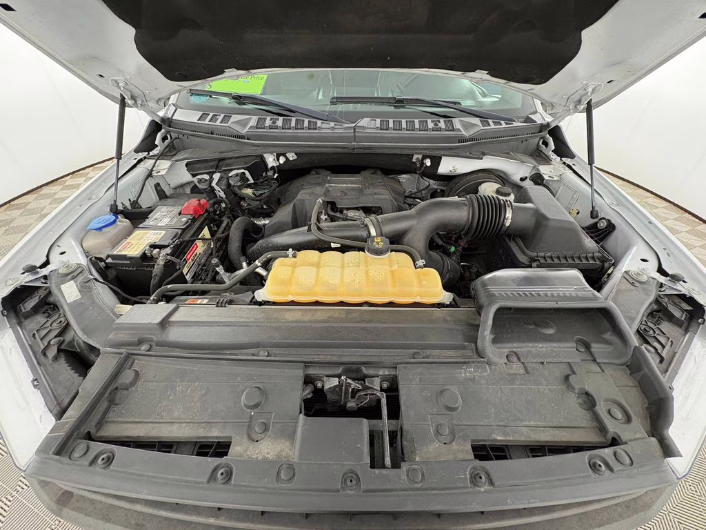 2018 Oxford White Ford F-150 XL RWD Truck